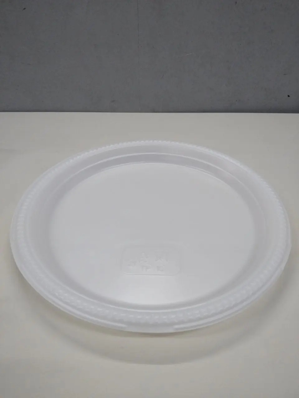 TP-10 Disposable Plastic Plate 10 Inch